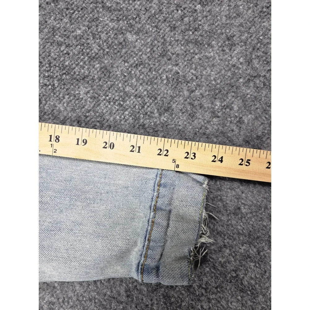 Levis Denim Trucker Jacket Mens M Blue Light Wash Frayed Hem Trucker